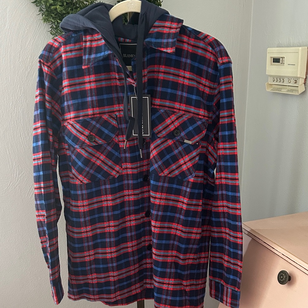 New Blank NYC red‎ and blue flannel Checkered Hoodie Shirt medium